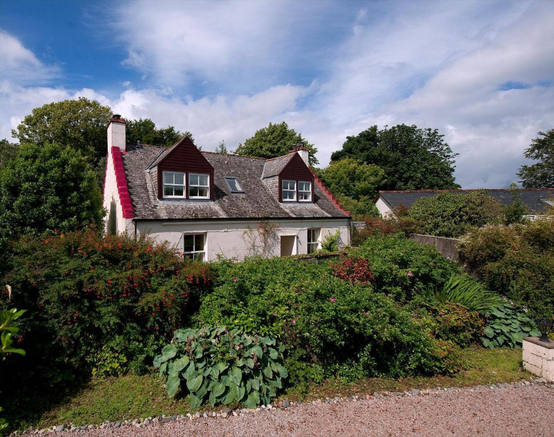 Two-Bedroom Cottage,998265783:JPEG